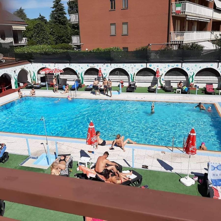 B&B The Sun Swimming & Pool Turin Exterior photo